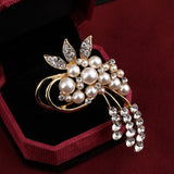 ZOSHI Fashion Jewelry Gold color Brooch Pins Austria Crystals Imitation Pearl Flower Brooch Wedding Accessories Vintage