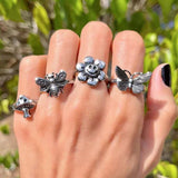 Hip-hop Flame Smile Crying Face Bee Butterfly Happy Daisy Ring Gothic Punk Skull Rings for Women Men Couple Fashion Jewelry