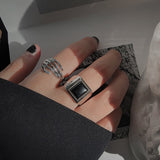 Adjustable Ring Trend Punk Rock Vintage finger ring Creative Skeleton Hand Loop Party Jewelry for Women Gift