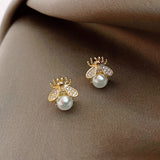 new simple and luxurious Pearl Woman's Earrings Fashion design sense bee insect Earrings Korean women jewelry sexy Earrings