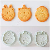 3Pcs/Set Christmas Snowman Santa Claus Elk Bear Cookie Mold Christmas Gift Plastic Christmas Pattern Mold DIY Baking Tools