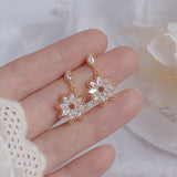 Dainty Flower Earrring for Women Bling Zirconia Hollow Lace Stud Earring Wedding Gift