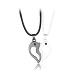 Christmas Gift 2Pcs Magnetic Couple Necklace Astronaut Lovers Heart Pendant Distance Faceted 2021 New Charm Necklace For Women Men Jewelry Gift