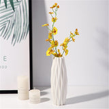 Back to school Home Nordic Plastic Vase Simple Small Fresh Flower Pot Storage Bottle for Flowers Living Room Modern Home Decoration Ornaments
